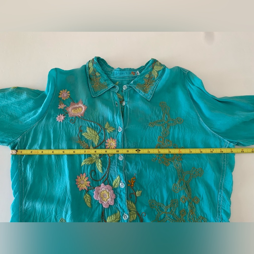 Johnny Was Embroidered Long Sleeve Button Front Shirt Size Large Bohemian - Picture 6 of 9